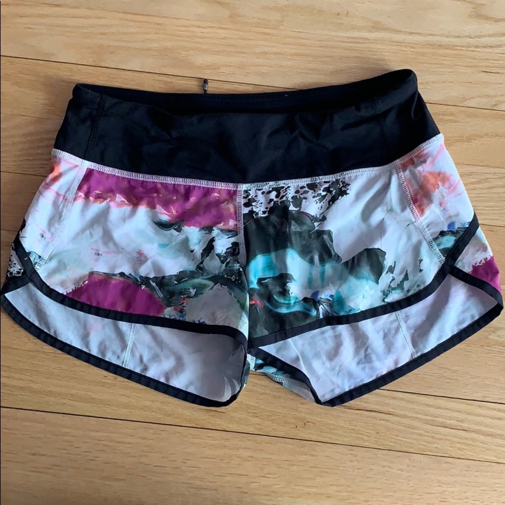 Lululemon Athletica Speed Up Short 2.5”